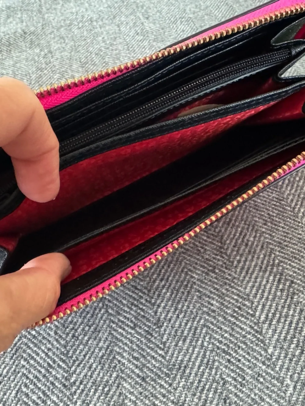 NWT, KATE SPADE DARLING STRIPE WALLET WITH ZIPPER